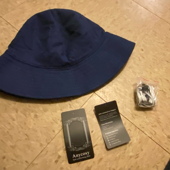 Two Women’s Cotton Bucket Hats - Picture 5 of 10